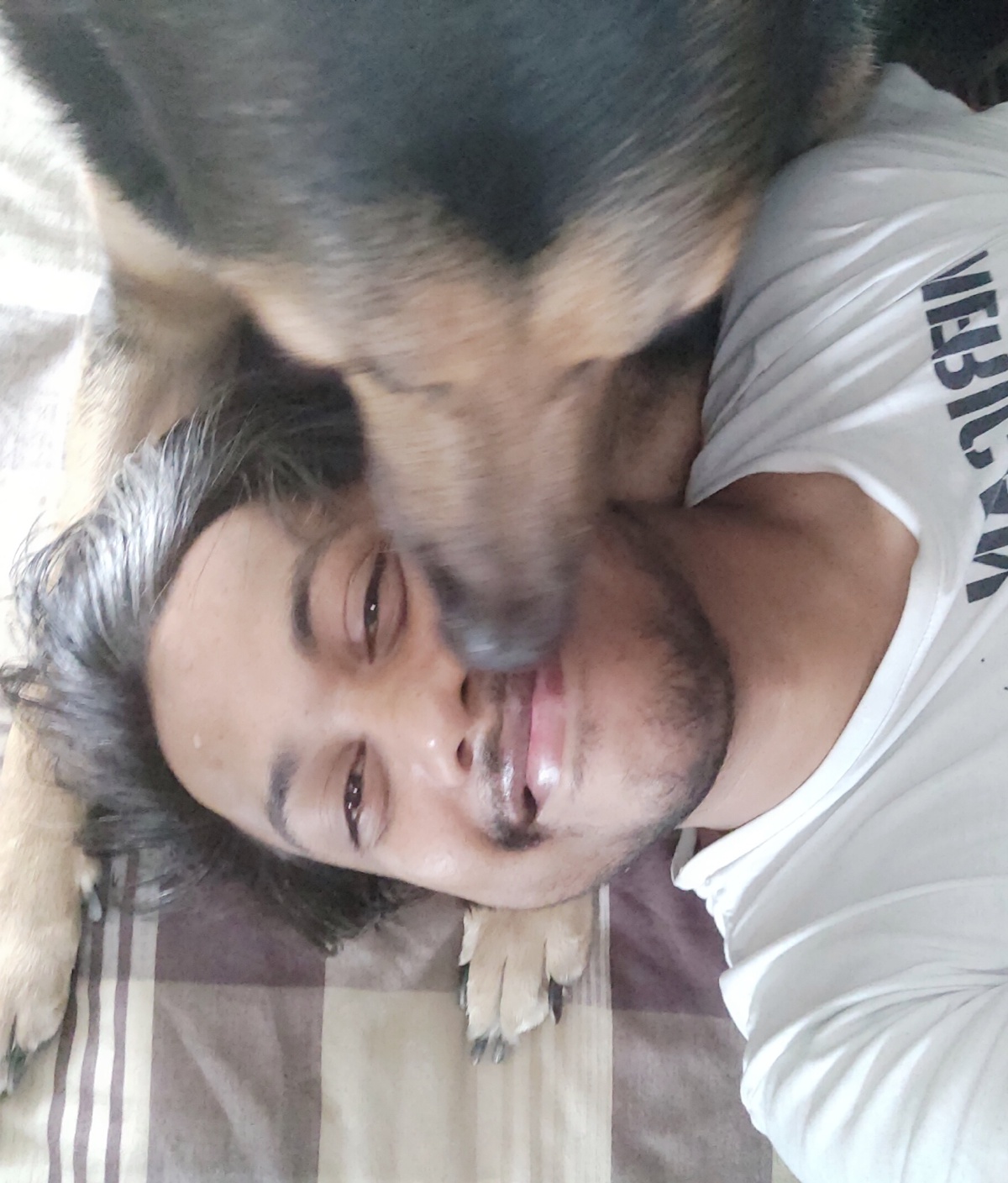 He let me sleep on his paws.